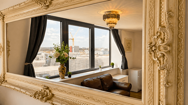 Spacious Liverpool City Centre Apartment with View2
